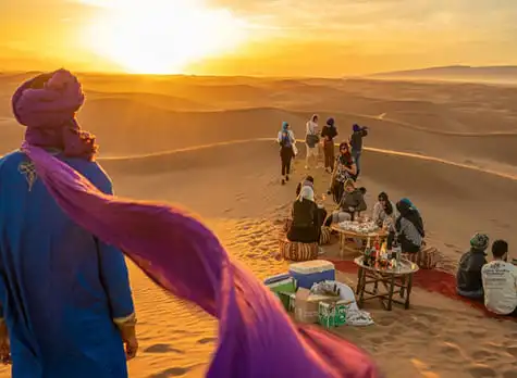 Travelling with sahara Expert Local Guides