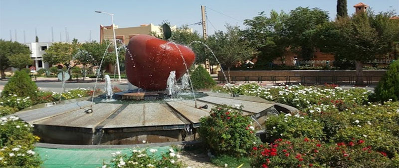 Midelt Morocco’s-Famous-Apple-Capital